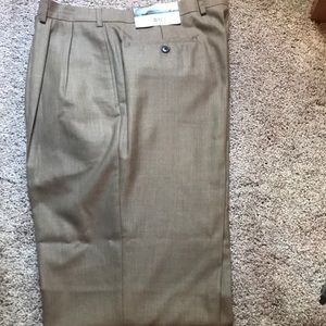New with tags Ralph Lauren Dress Pants